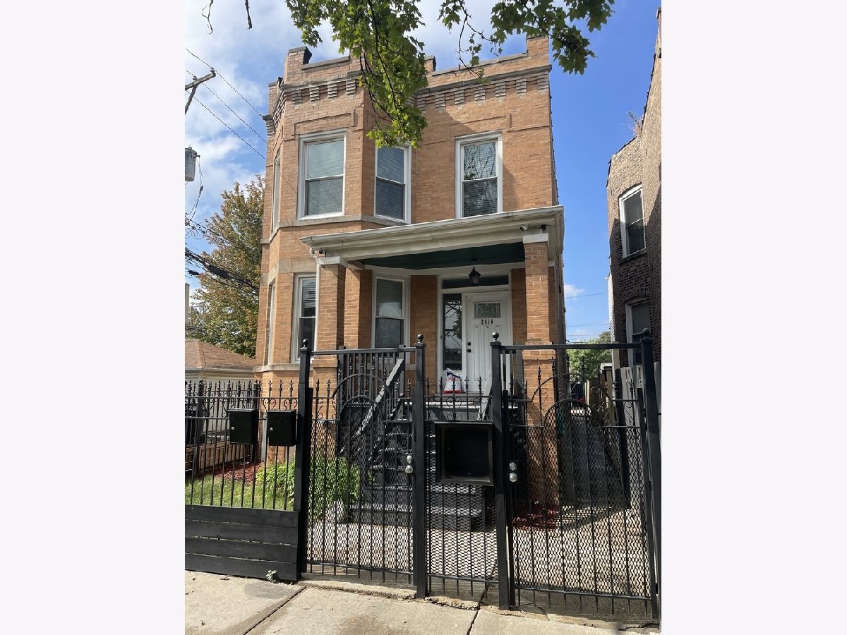  Rented Chicago Illinois, 2416 Springfield
