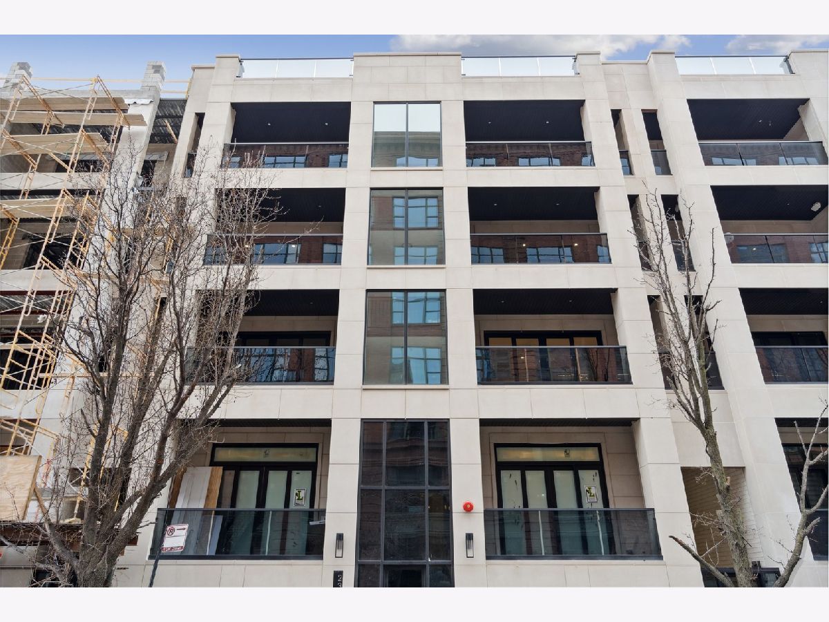  Rented Chicago Illinois, 232 Green