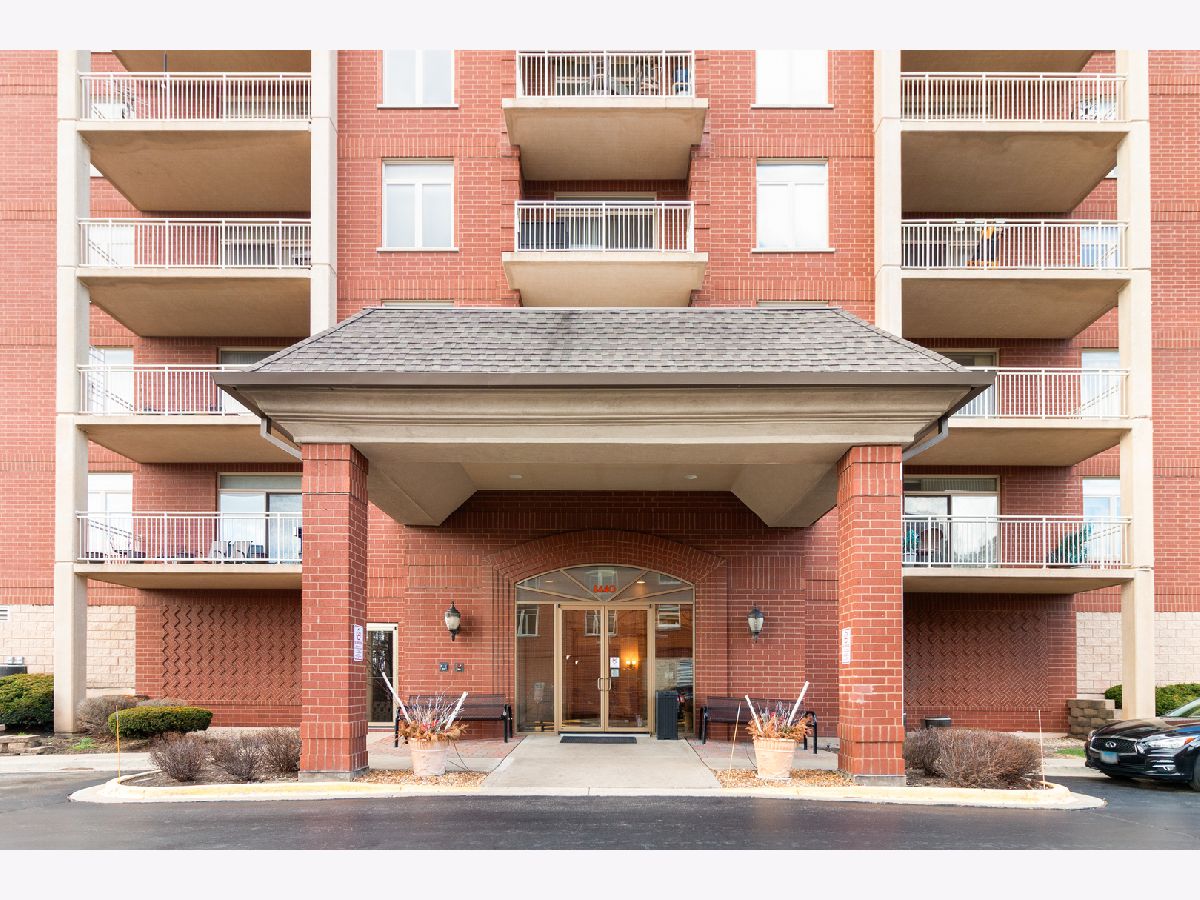  For Sale Morton Grove Illinois, 8440 Callie Avenue