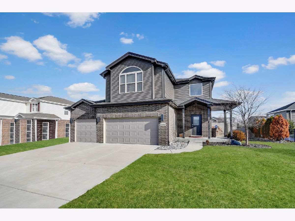  For Sale Manhattan Illinois, 24541 Arabian Avenue