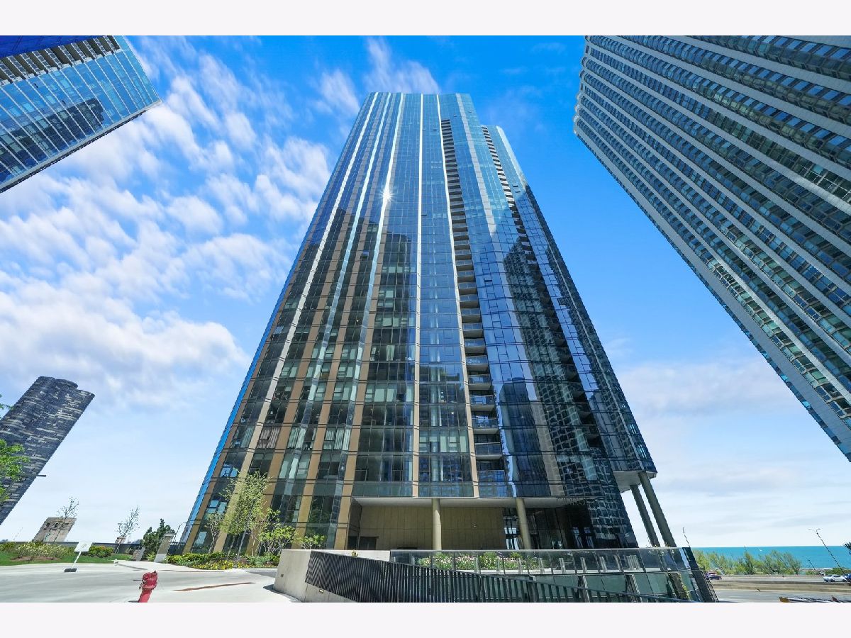  Rented Chicago Illinois, 211 Harbor