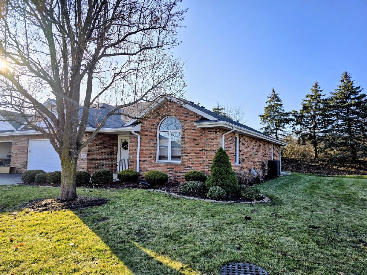  For Sale Crete Illinois, 27106 Fountainview Drive