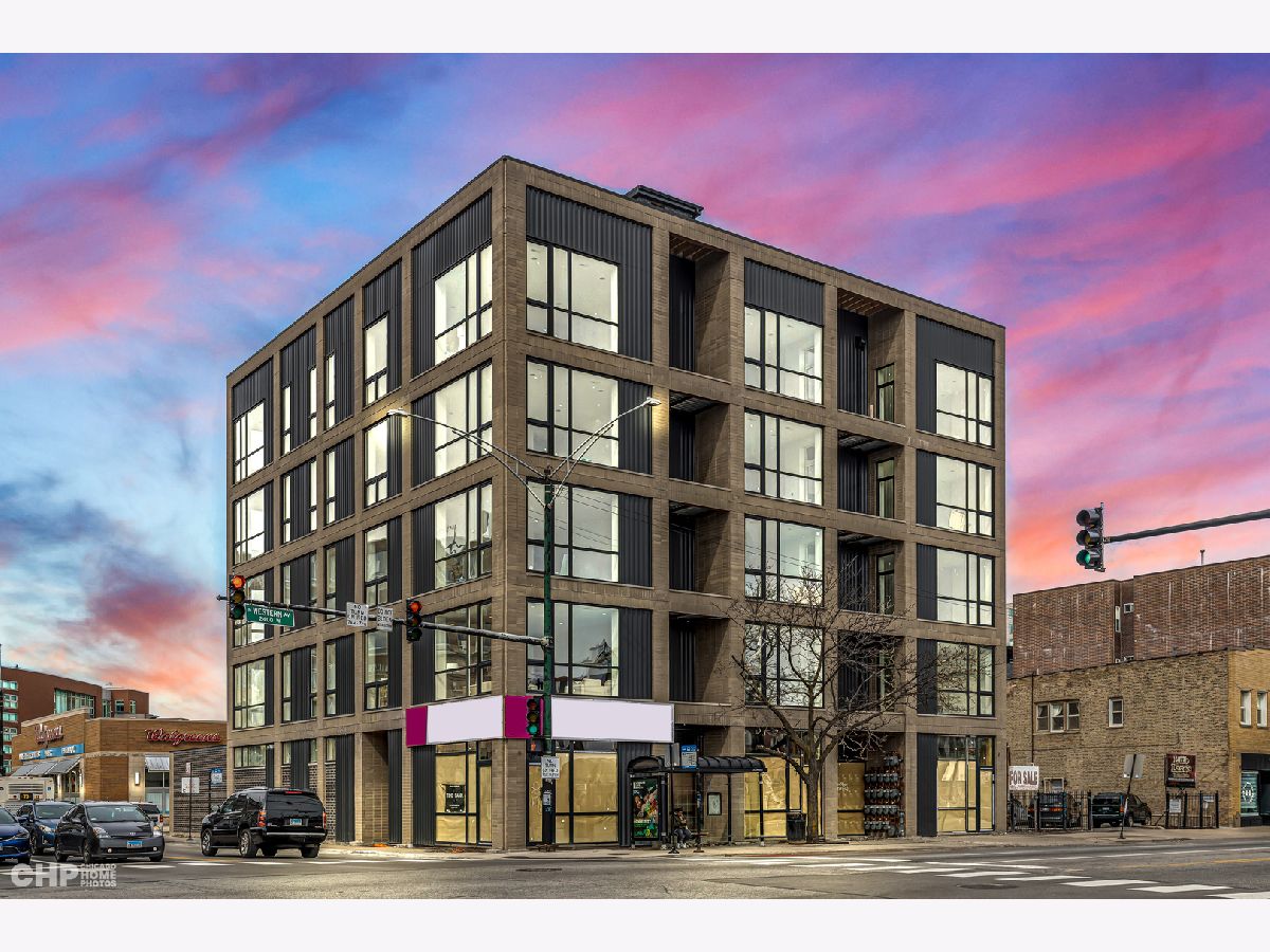  Rented Chicago Illinois, 2406 Armitage