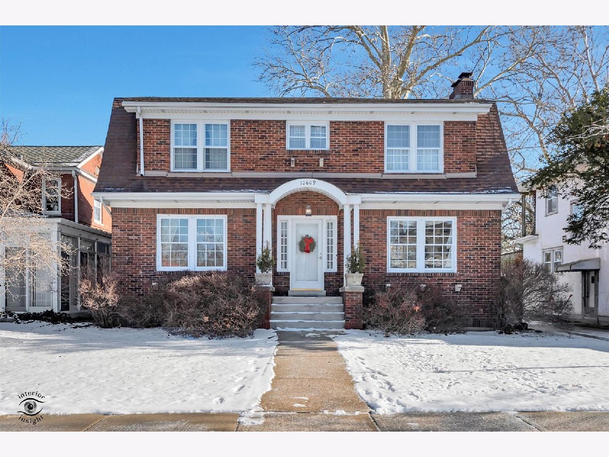  For Sale Chicago Illinois, 10609 Hoyne Avenue