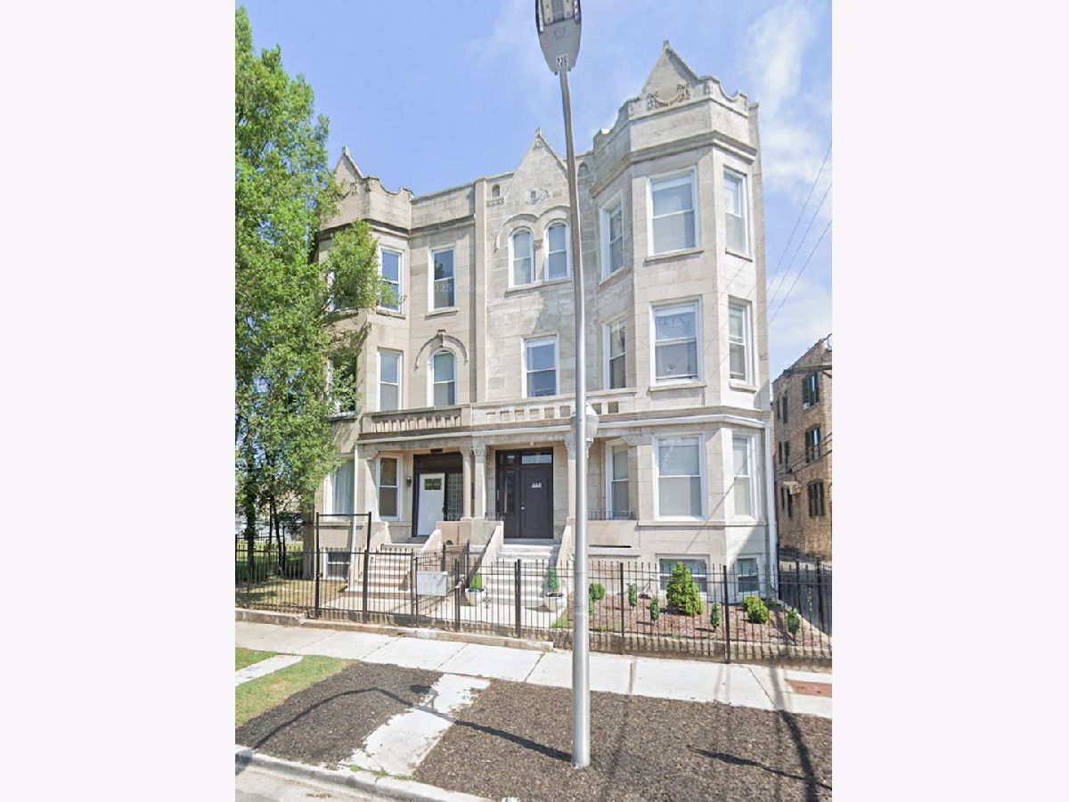 Condos & Townhomes & Homes Rented Bronzeville Chicago Illinois, 438 49th
