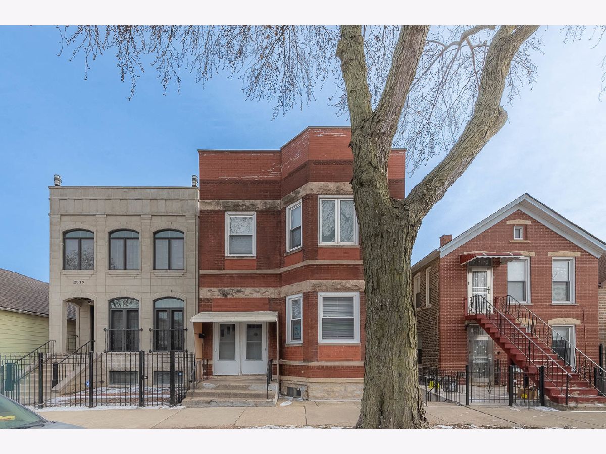  Rented Chicago Illinois, 2821 Emerald
