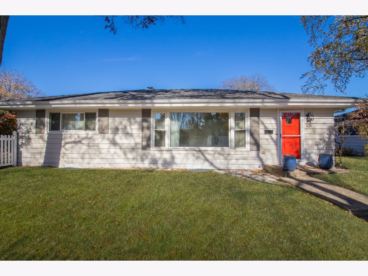  For Sale Mount Prospect Illinois, 101 Pine Street