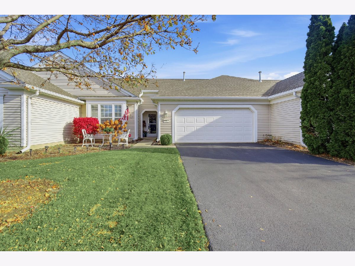 Homes & Townhomes & Condos For Sale Del Webb Sun City Huntley Illinois, 12862 Norfolk Drive