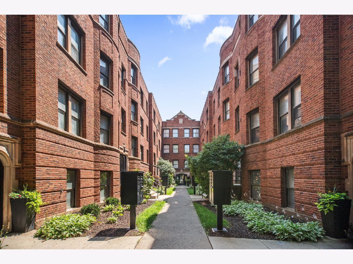  For Sale Chicago Illinois, 4523.5 Drexel Boulevard