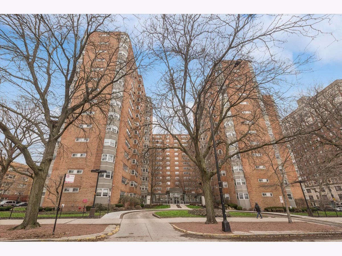  Rented Chicago Illinois, 4980 Marine