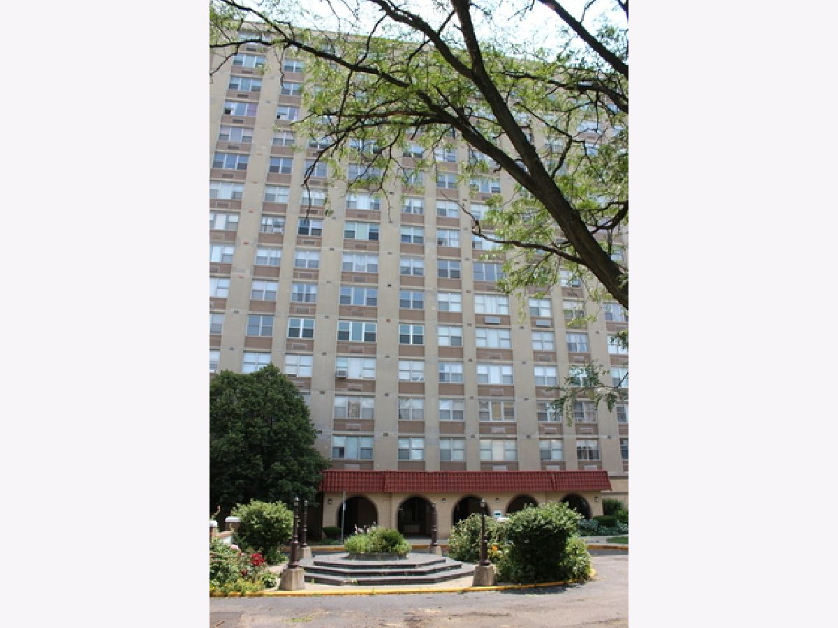  For Sale Chicago Illinois, 4300 Ford City Drive