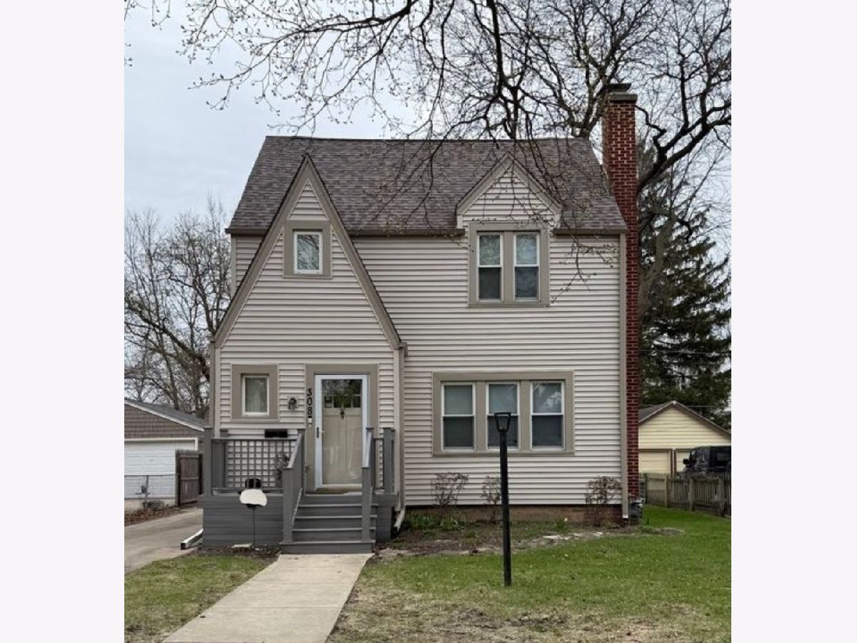  Rented Aurora Illinois, 308 Commonwealth