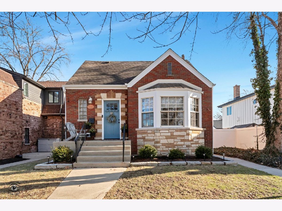  For Sale Evergreen Park Illinois, 9751 Hamlin Avenue