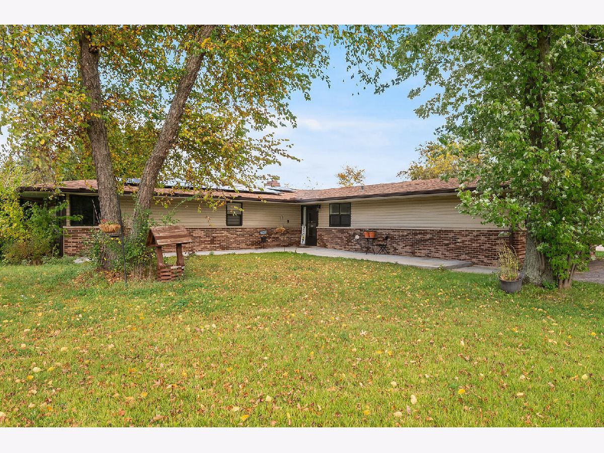  For Sale Woodstock Illinois, 12106 Baker Terrace