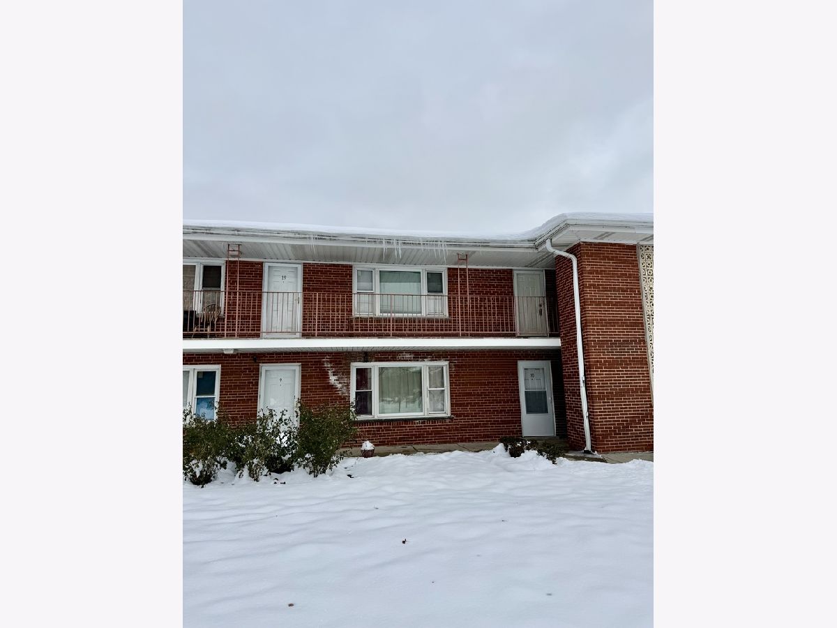  For Rent Arlington Heights Illinois, 1115 Algonquin
