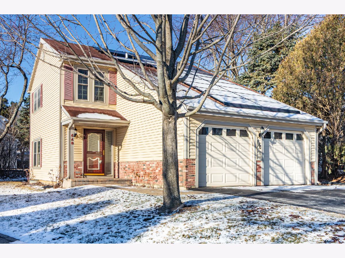 For Sale Gurnee Illinois, 640 Sanders Court