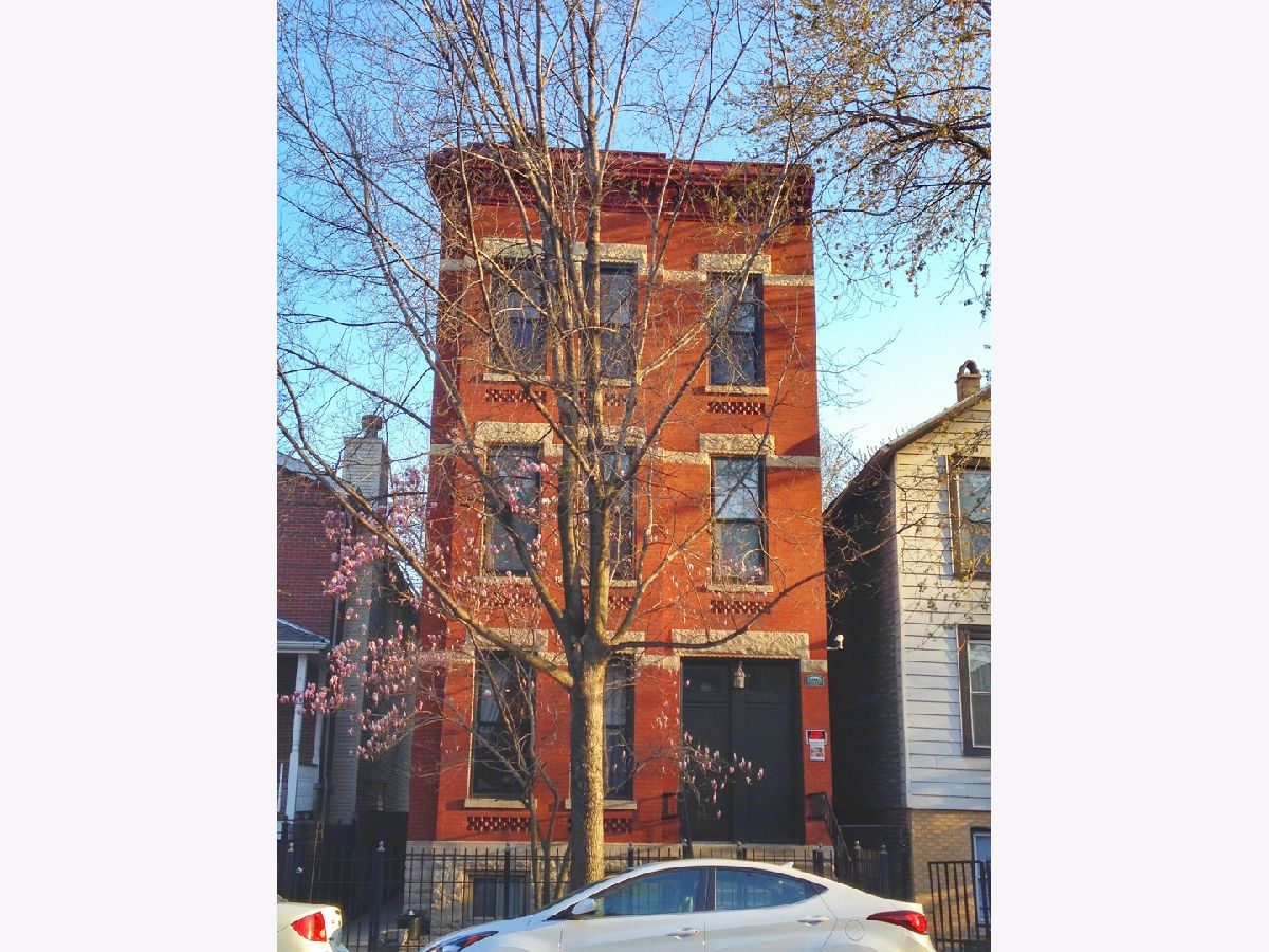  Rented Chicago Illinois, 1421 Huron