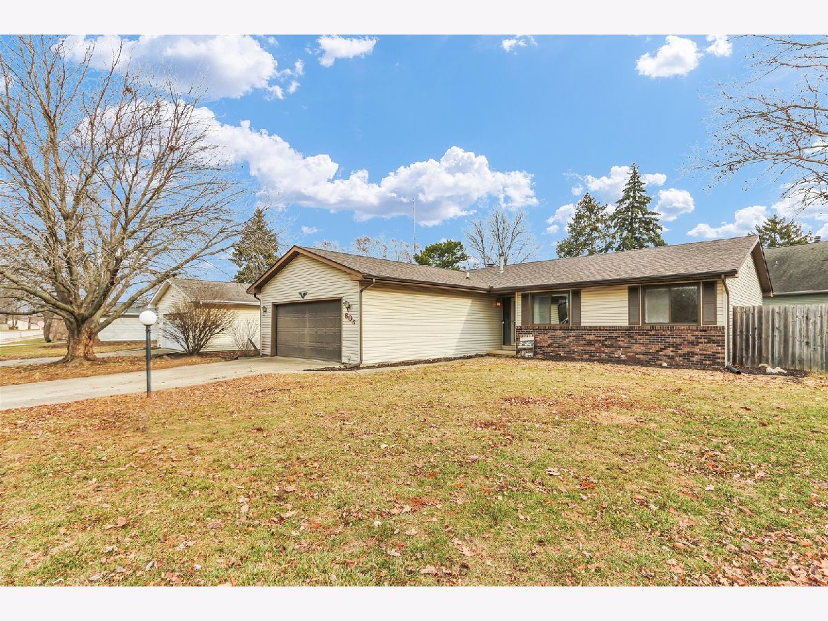 Condos & Townhomes & Homes For Sale Parkland Ridge Champaign Illinois, 608 Pomona Drive