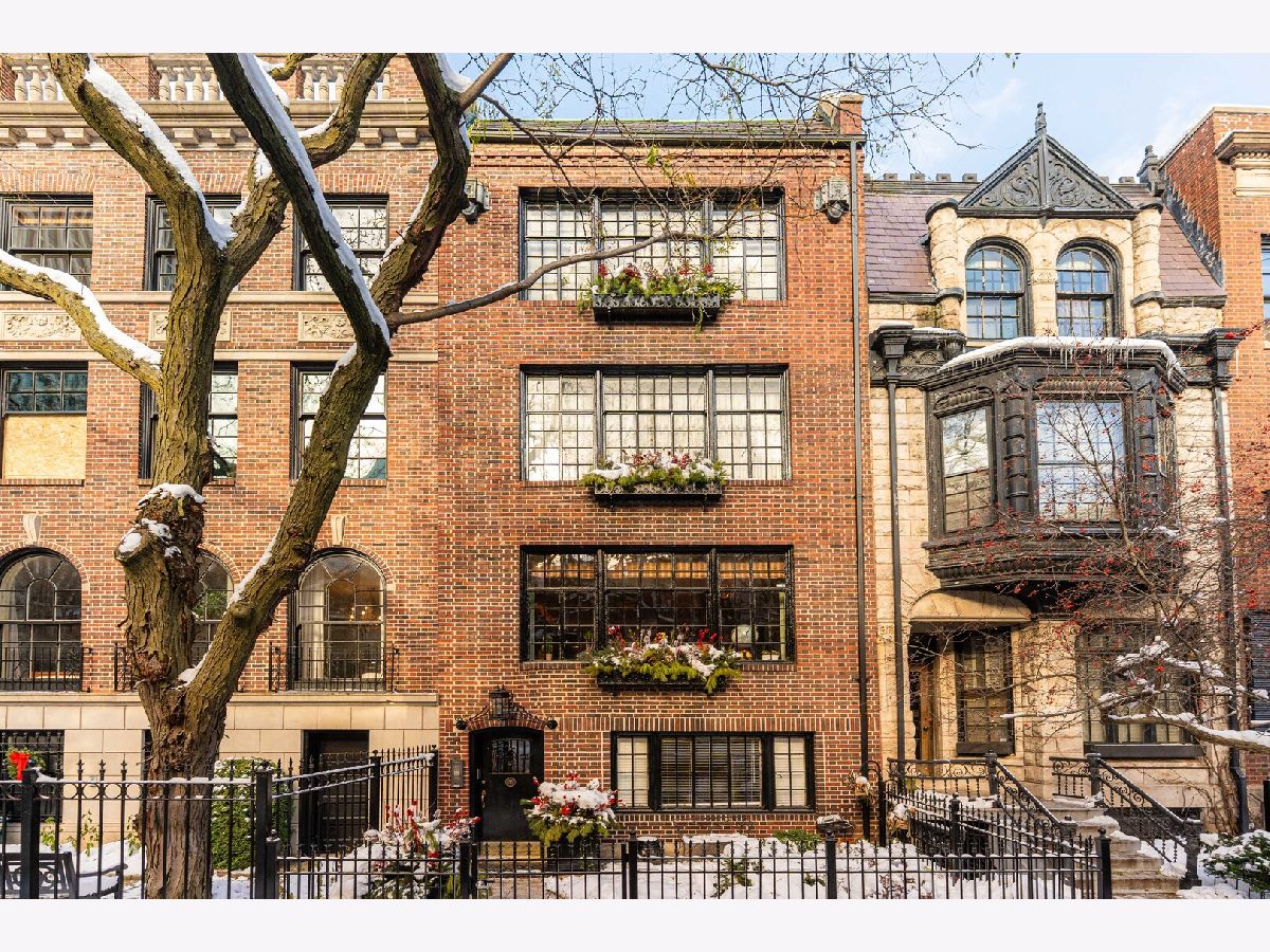  For Sale Chicago Illinois, 26 Scott Street