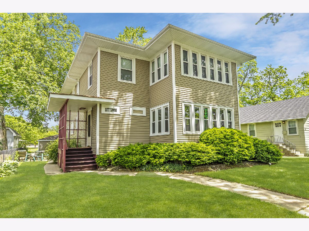  Rented Park Ridge Illinois, 100 Belleplaine