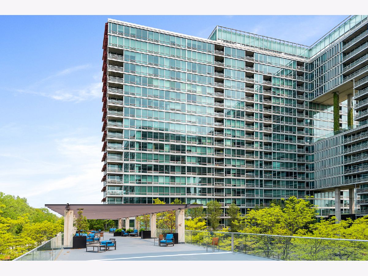  For Rent Skokie Illinois, 9725 Woods