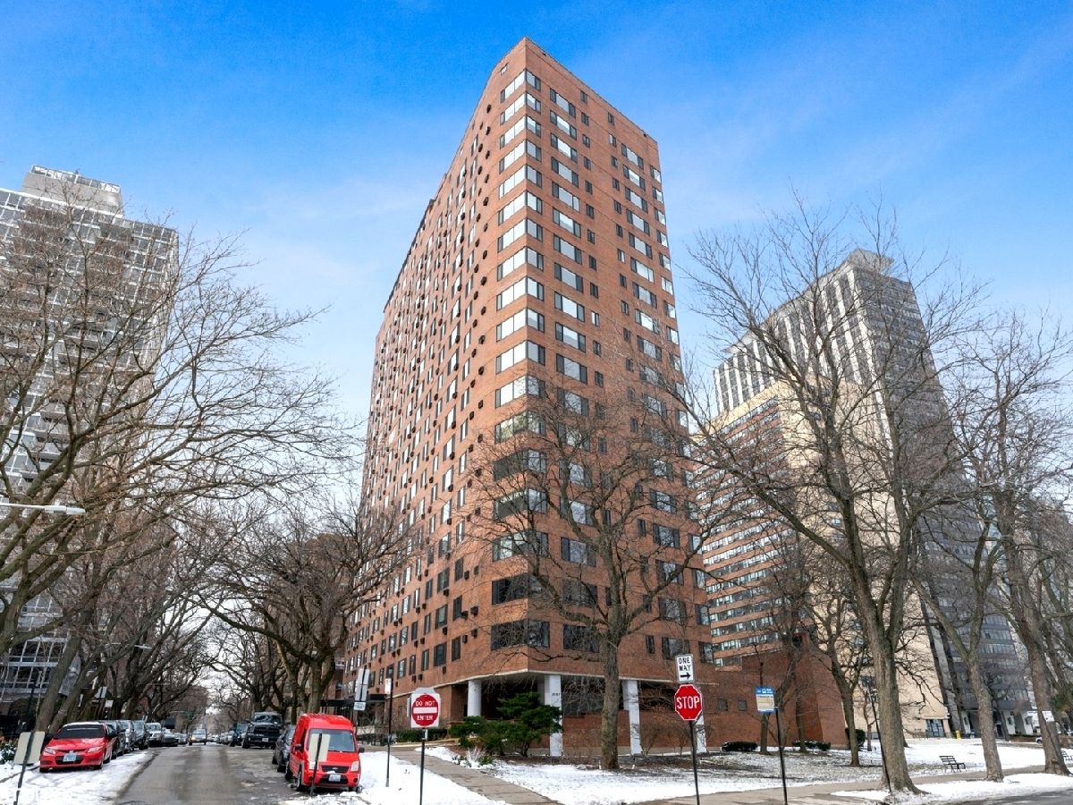 Condominiums For Rent Darien Condominium Chicago Illinois, 3100 Lake Shore