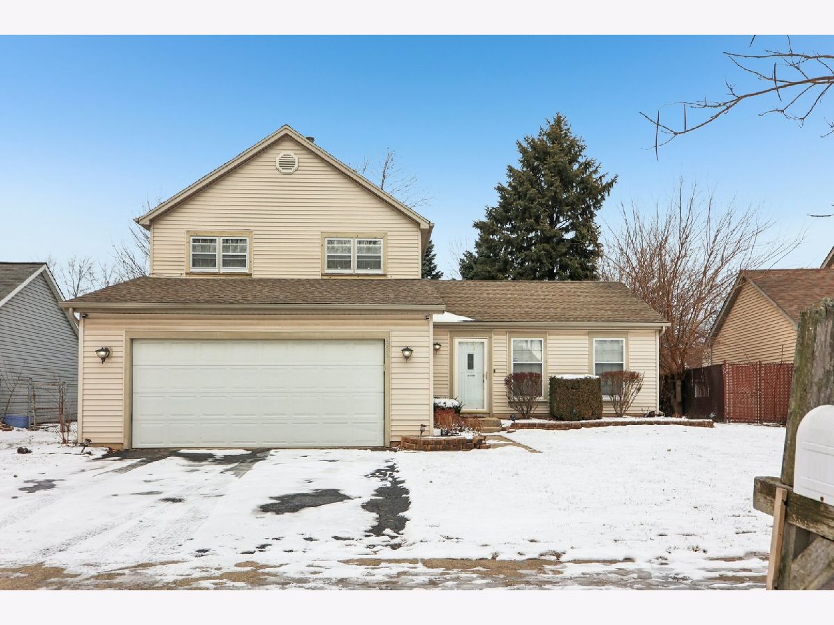  For Sale Bolingbrook Illinois, 237 Commonwealth Drive
