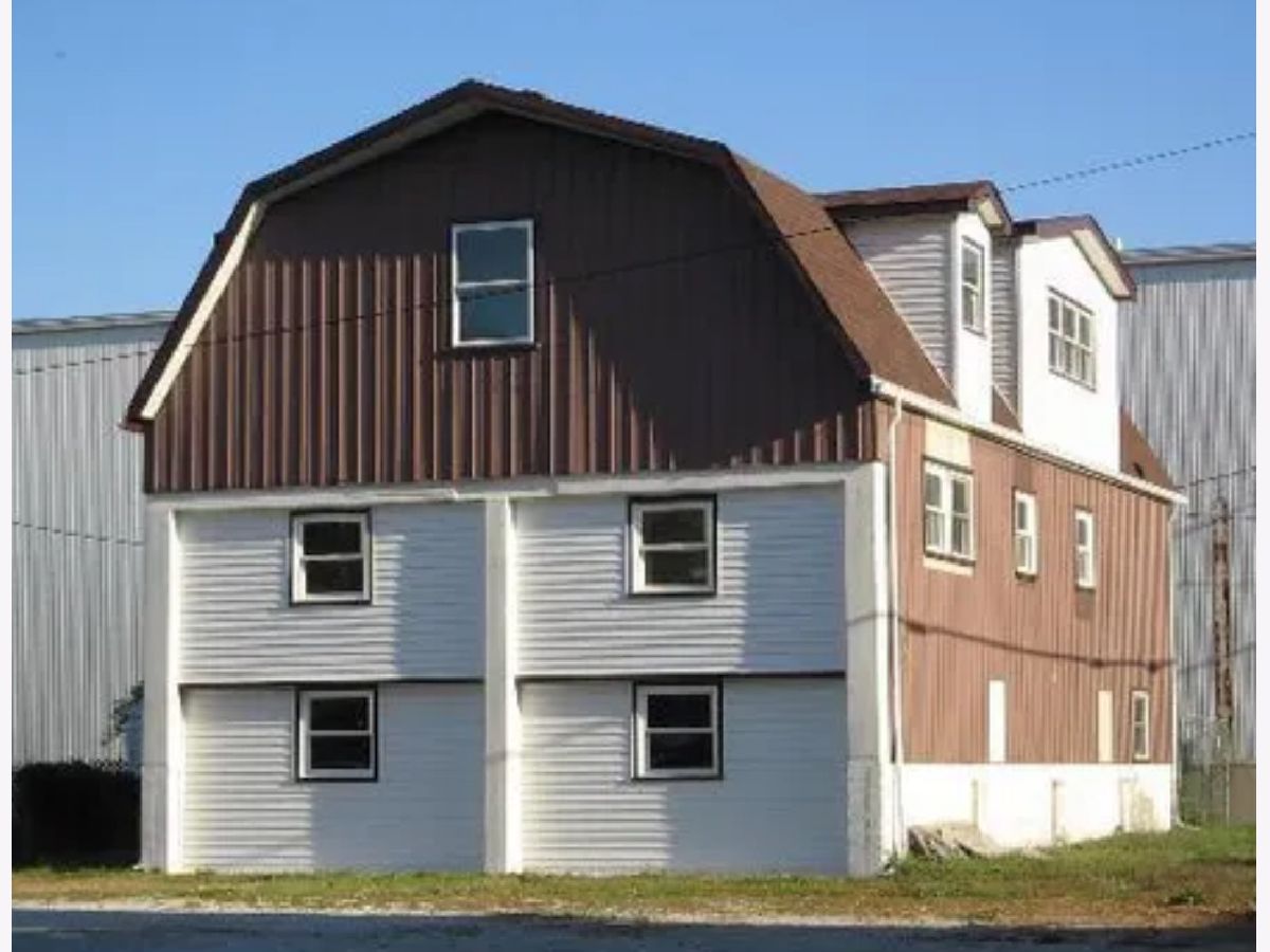  Sold Loda Illinois, 205 1/2 Oak