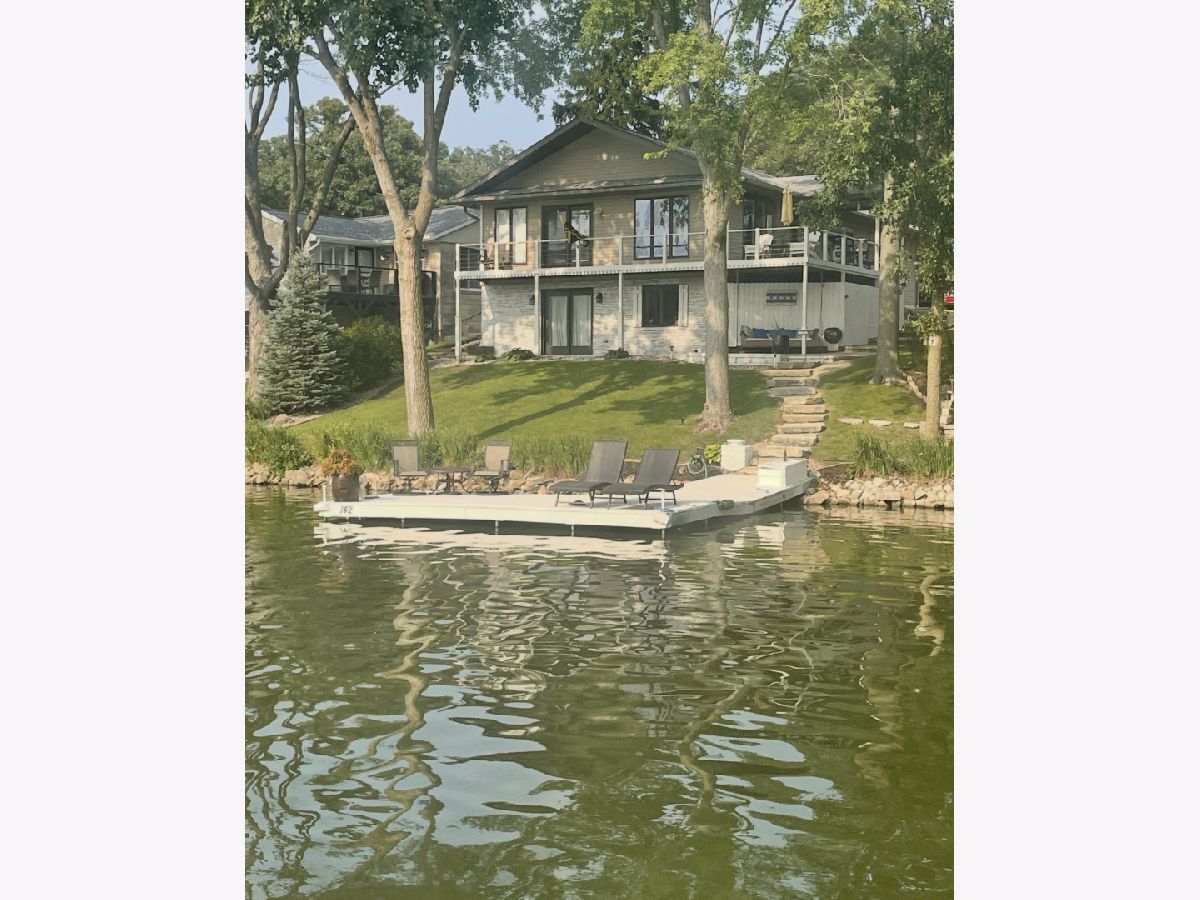 Homes For Sale Bayles Lake Loda Illinois, 142 Sunrise Court