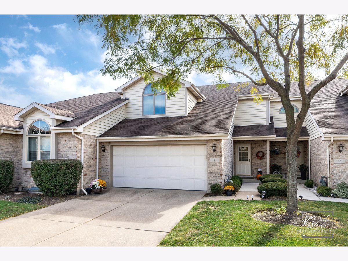  For Sale Lemont Illinois, 11 Warner Circle