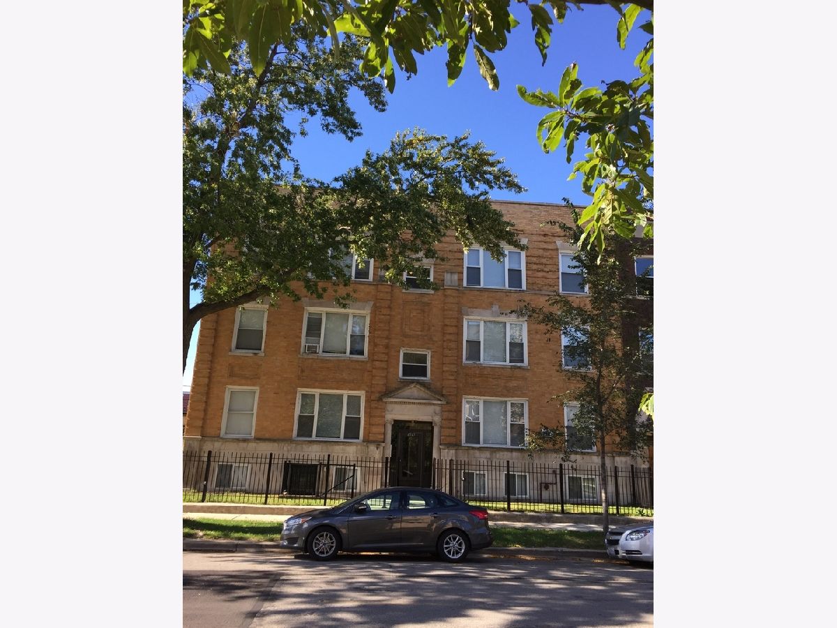  For Rent Chicago Illinois, 4042 Calumet