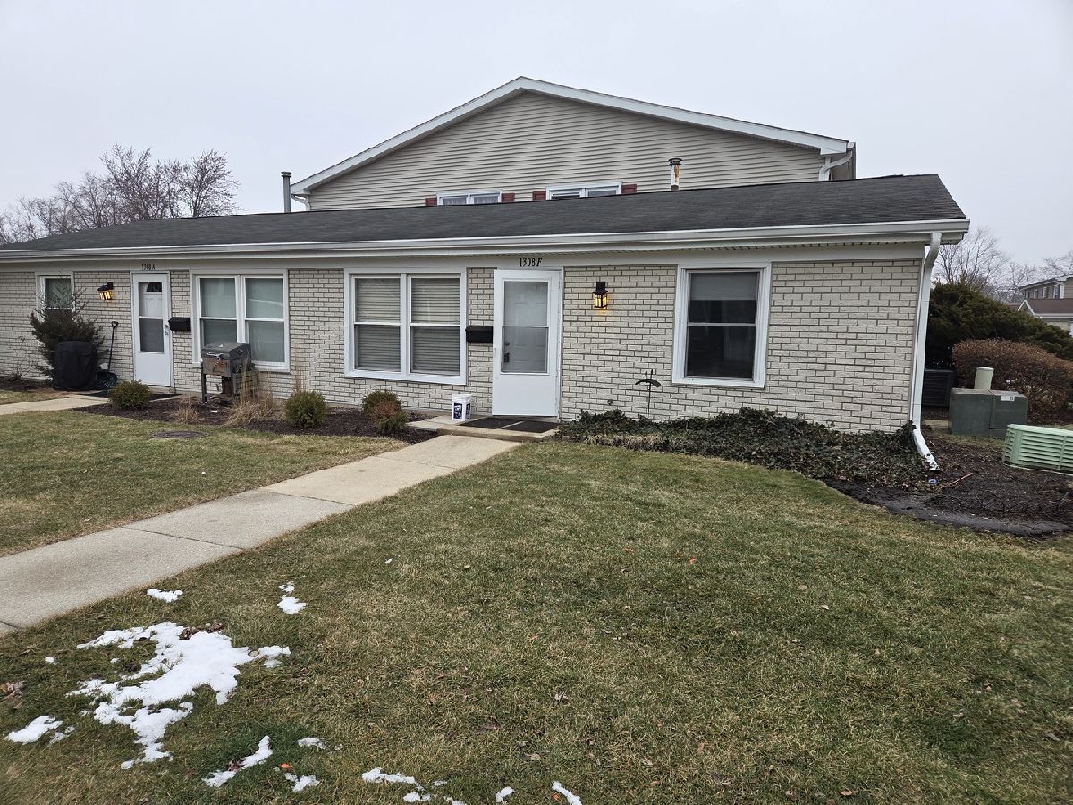 Townhomes & Homes For Sale Hanover Square Hanover Park Illinois, 1308 Kingsbury Drive