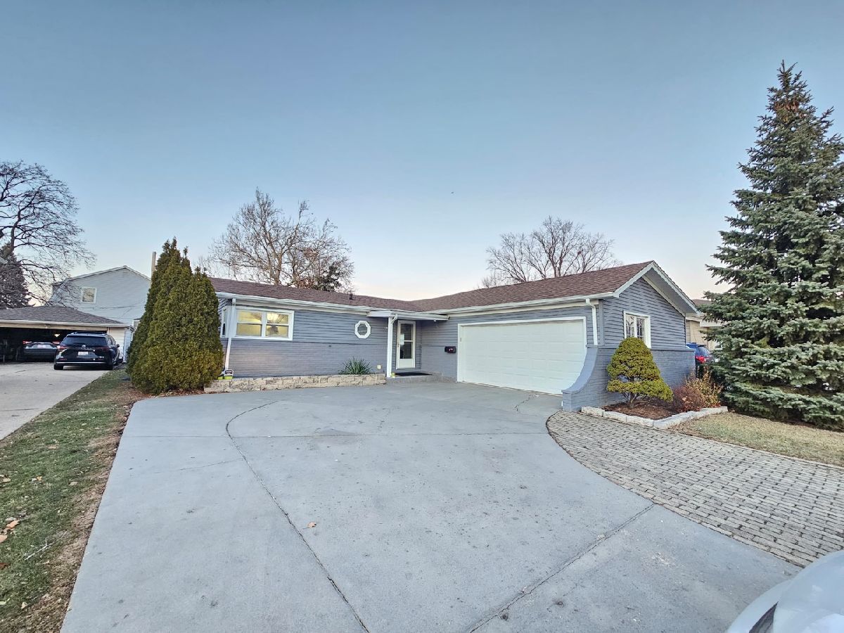  Rented Des Plaines Illinois, 770 Cordial