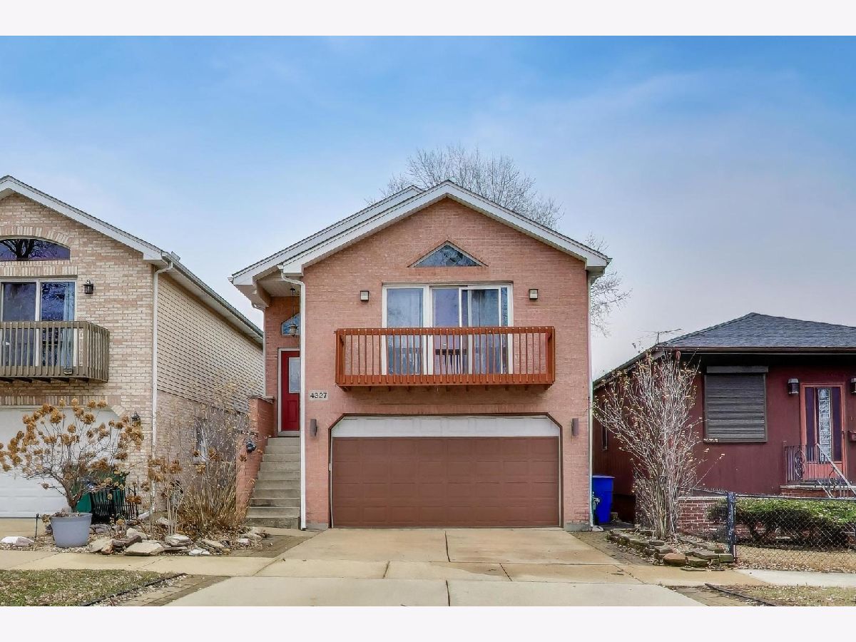  For Sale Stickney Illinois, 4327 Wenonah Avenue