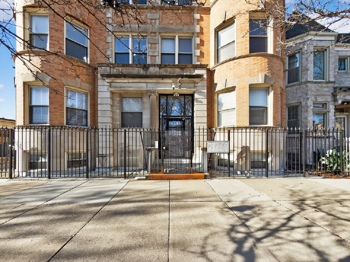  For Sale Chicago Illinois, 4646 Prairie Avenue