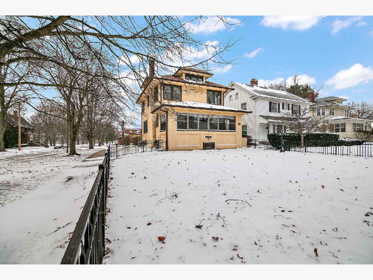  For Sale Kankakee Illinois, 997 Evergreen Avenue