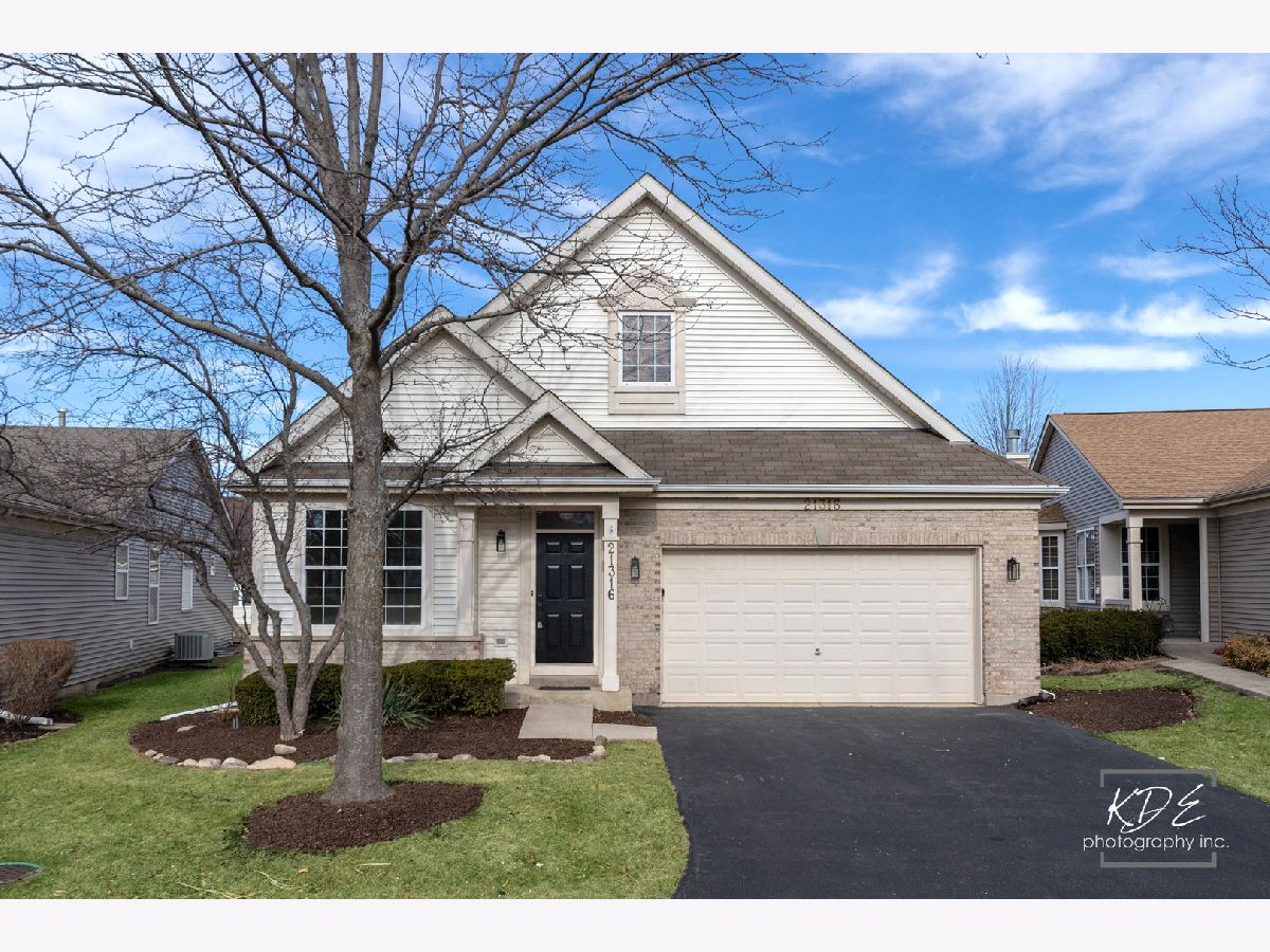  For Sale Crest Hill Illinois, 21316 Brush Lake Drive