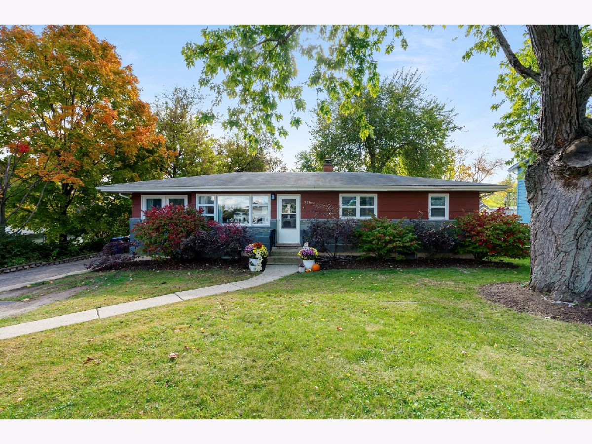  For Sale Mchenry Illinois, 5010 Westwood Drive