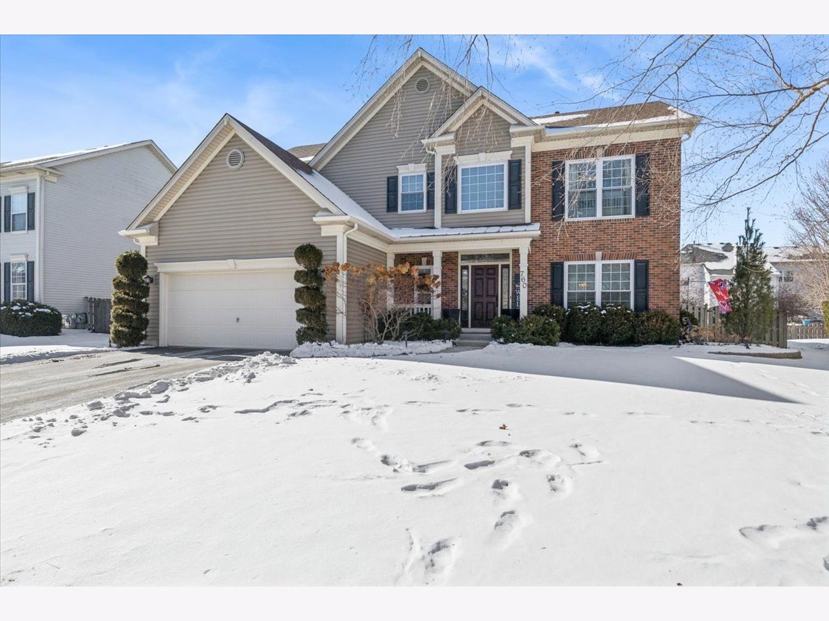  For Sale Algonquin Illinois, 760 Regal Lane