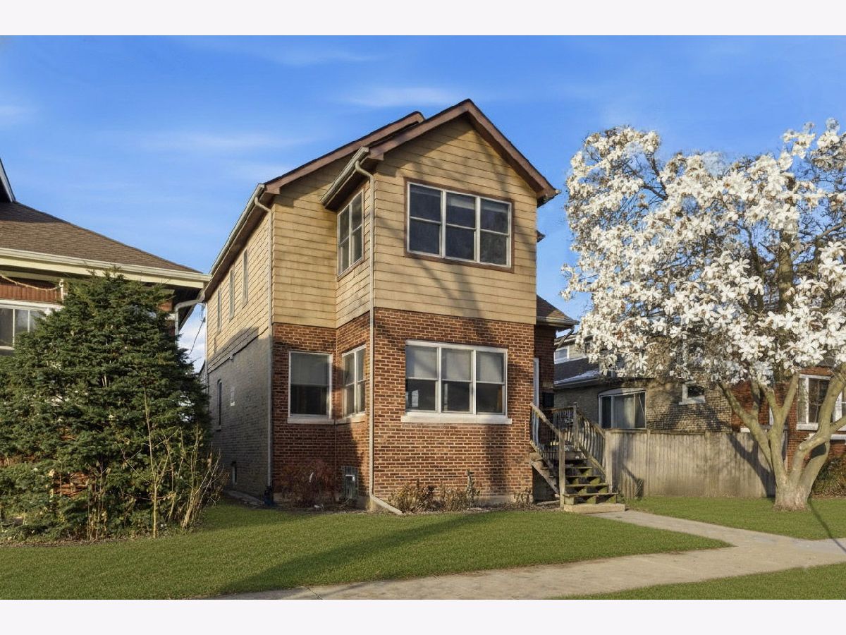 Condominiums & Homes For Sale Horner Park Chicago Illinois, 3814 Mozart Street