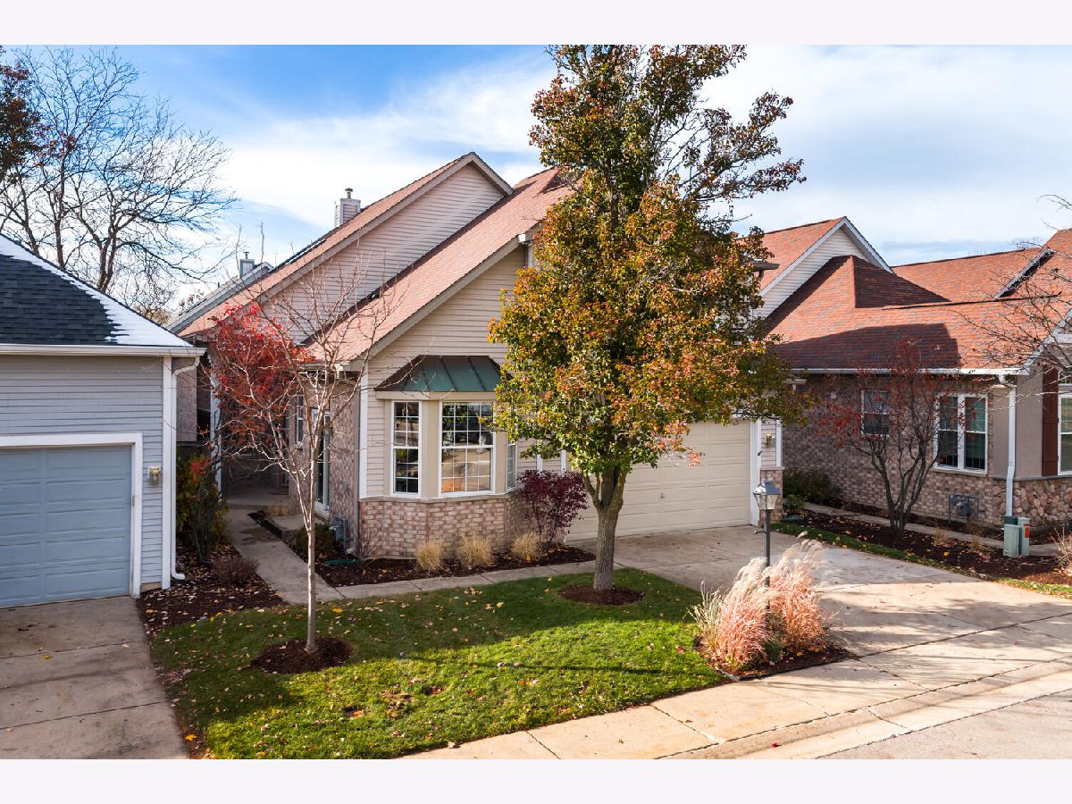  For Sale Oakbrook Terrace Illinois, 1606 Fairfax Lane
