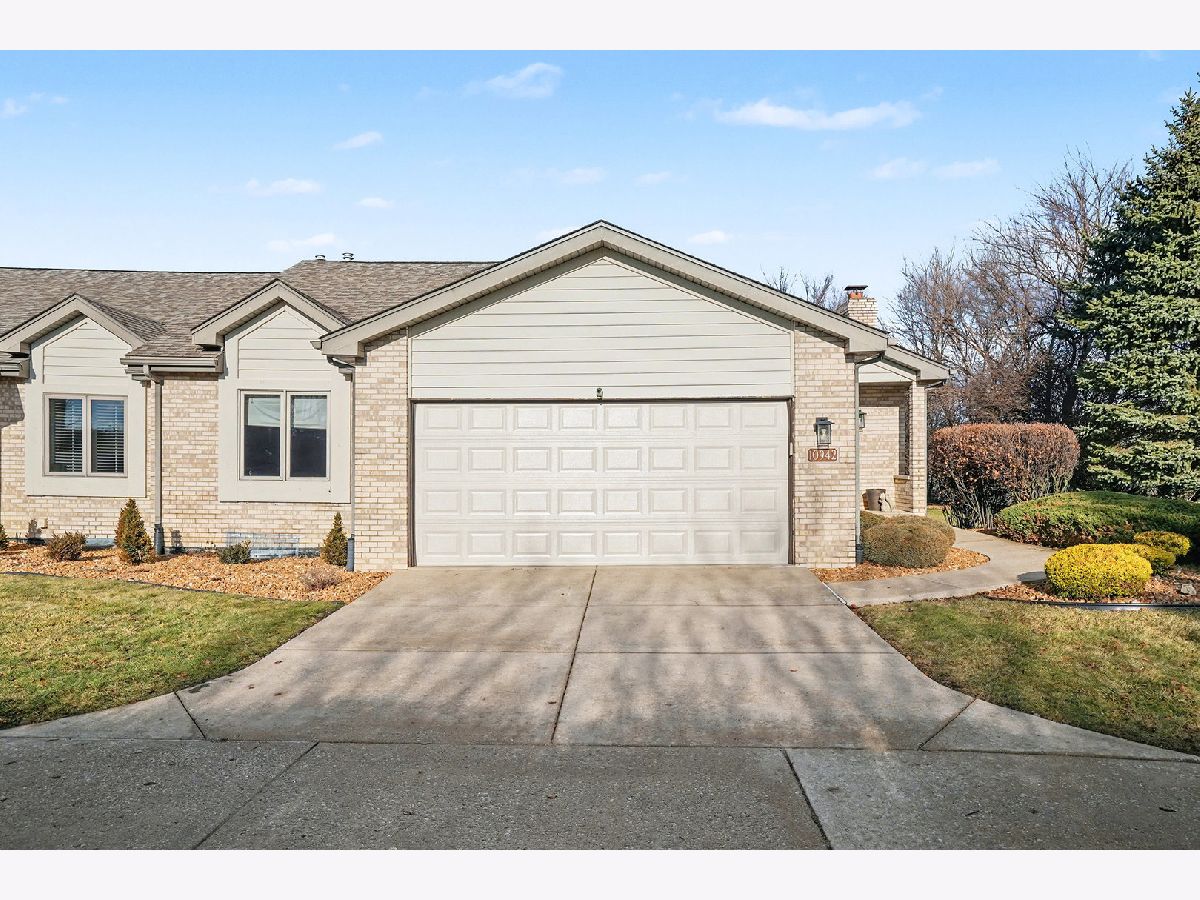  For Sale Orland Park Illinois, 10942 Liz Lane