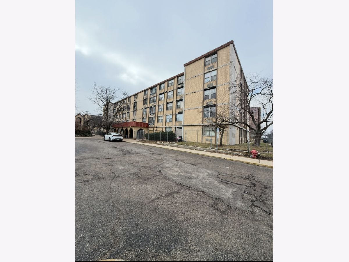  For Sale Chicago Illinois, 4351 76th Street