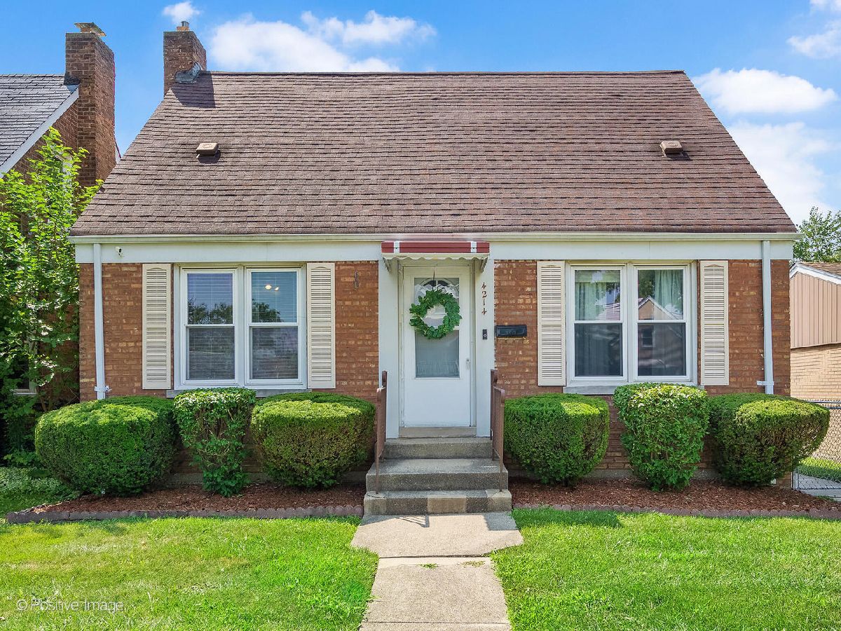  For Sale Brookfield Illinois, 4214 Prairie Avenue