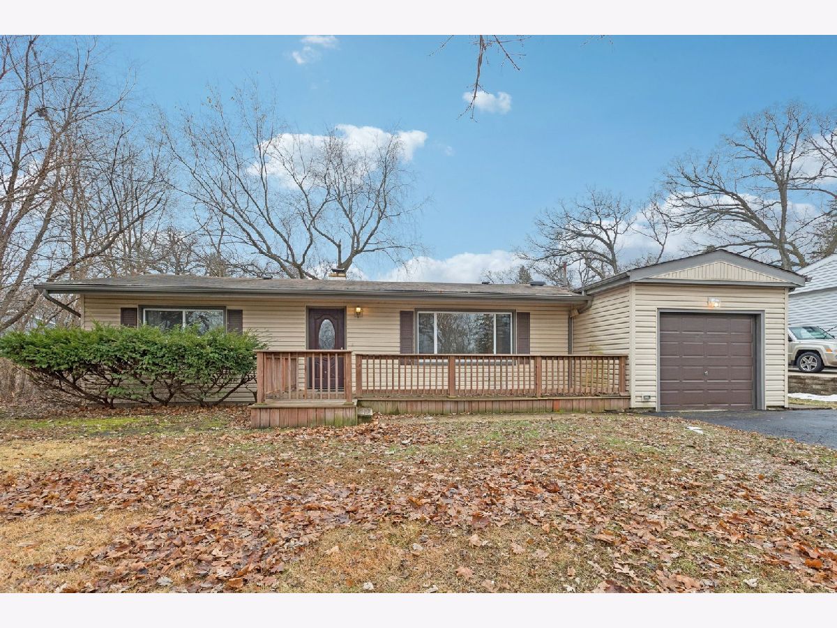  For Sale Mchenry Illinois, 1915 W Oakleaf Drive