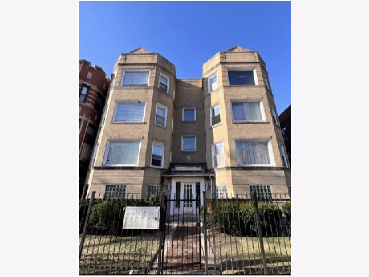  For Sale Chicago Illinois, 6926 Paxton Avenue