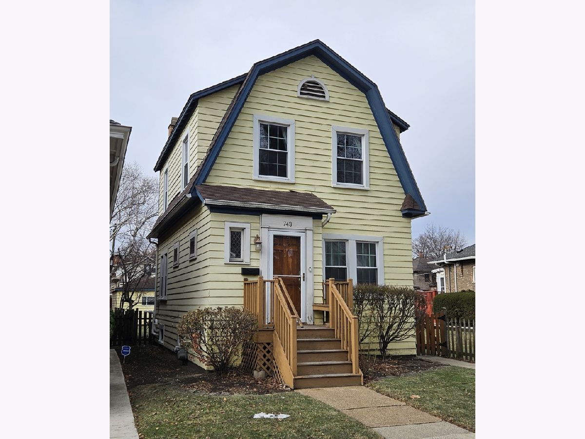  Sold Oak Park Illinois, 743 East