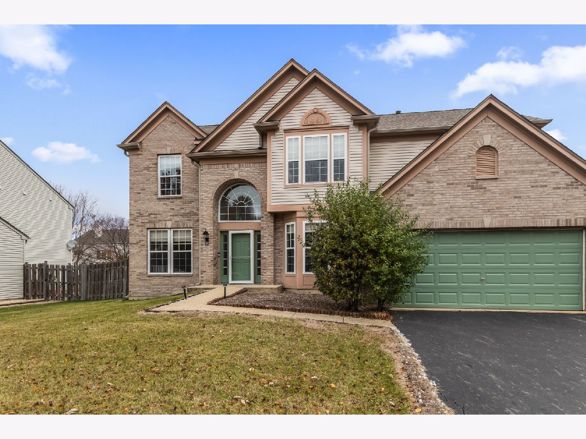  For Sale Bolingbrook Illinois, 282 Crabapple Street