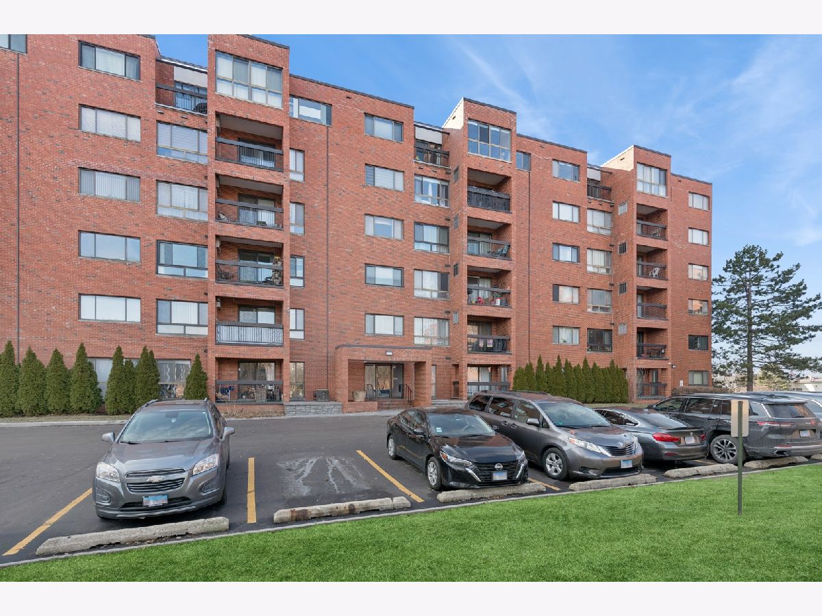  For Sale Glenview Illinois, 3700 Capri Court