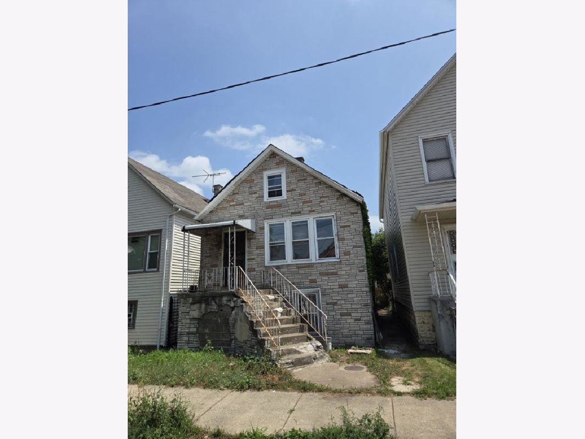  For Sale Chicago Illinois, 8227 Commercial Avenue